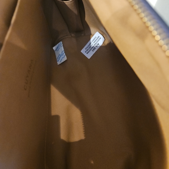 Cuyana travel set - Picture 3 of 11